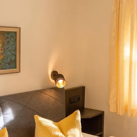 Apartment Scheibe *